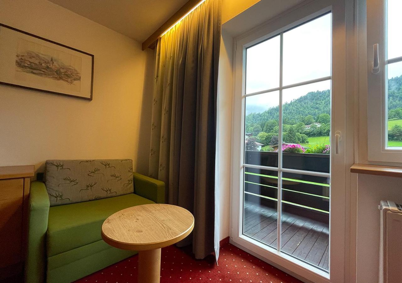 Pension Berta Waidring Exterior foto